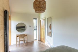 Willow Lodge - Six Road Ends - 3