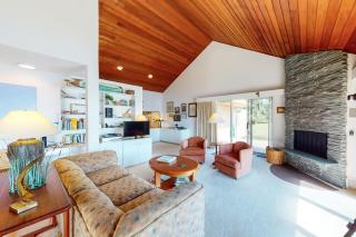 Rockledge Cedar Retreat - North Hero - 8
