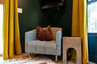 An Ololo #2 designer cabin plus hot tub - Fredericksburg - 3