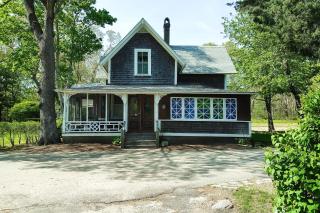 Beach House - Oak Bluffs - 0