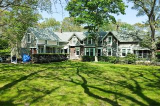 Beach House - Oak Bluffs - 1