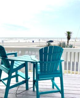 Sunrise Serenade Fabulous Location with Beautiful Ocean View - Galveston - 5