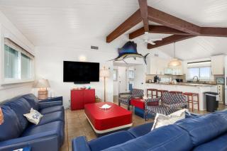Sea Isle Sailfish Canal front in popular Sea Isle Pet Friendly - Galveston - 1