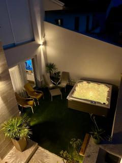 Villa Maksan - Sea View, Jacuzzi & BBQ Garden - Pakoštane - 8