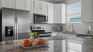 Seas The Day West End Beach Home Less Than 5 min Walk to Beach - Galveston - 4