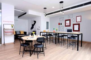 Townhouse Kaushambi Metro Ghaziabad - Ghaziabad - 3