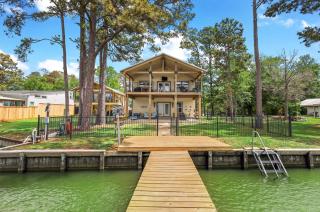 Sunset Cove 1 - Lakefront Retreat Waterfront with Spectacular Sunset Views - Livingston - 8