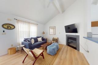 Clearwater -- 33732 E Hampton Ln - Frankford - 8