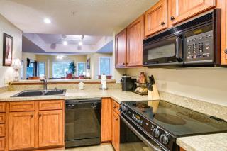 Golf Course Home with Balcony in North Myrtle Beach! - North Myrtle Beach - 5