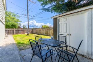 Entire Apt in South Seattle Workspace and Yard - Seattle - 6