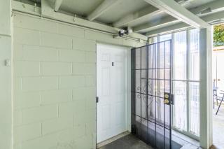 Entire Apt in South Seattle Workspace and Yard - 4