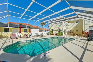 Entire Flagler Beach BnB 9BR 18P Family - Flagler Beach - 9
