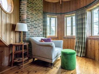 4 Bed in Dorchester 80513 - Charminster - 4