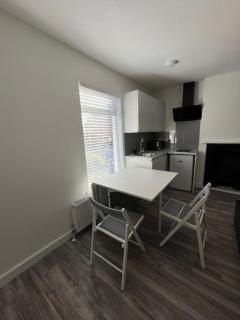 YUGOGO 37 London Street - Saint Albans - 8