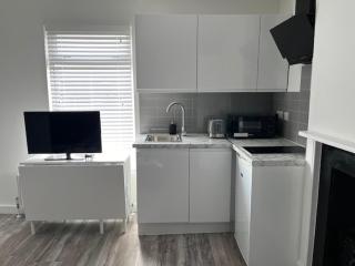 YUGOGO 37 London Street - Saint Albans - 6