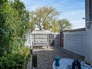 4 Bed in Sea Palling 89919 - Sea Palling - 8