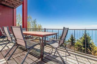 Incredible Views w Garage on Lake and bike trail - Tofte - 0