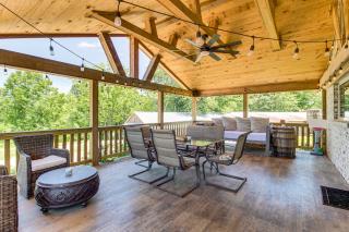 Great Outdoor Space: 'Margy's Farmhouse' in Jasper - 9