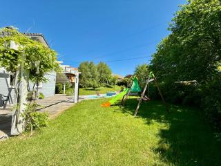 Le Jardin de Rose et Capucine, piscine et jardin avec terrasse - Gérardmer - 4