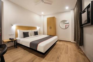 Super Townhouse 158 Near Netaji Subhash Marg Near Appu Ghar - Gurgaon - 0