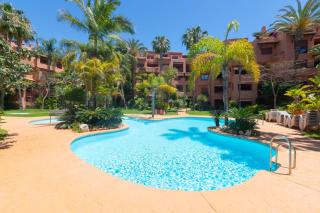 LA GAVIOTA - Flat with shared pool direct access to the beach and Free Wifi - Marbella - 0