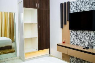 Beuvah Apartments - Ikota - 5