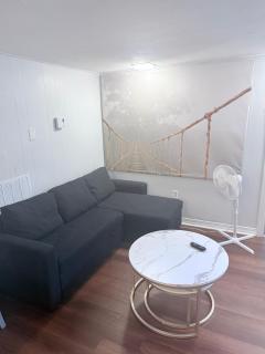 Garden level one bedroom apartment - 1