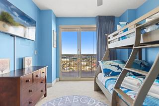 Treasure Tides–3BR Beachfront Corner Unit sleeps 8 with Stunning Gulf Views! - Panama City Beach - 0