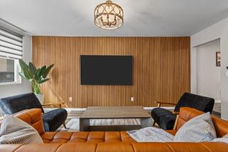 Group-Friendly 4 Bedroom 5 Bathroom Pets OK Close to Stadium - Pittsburgh - 2
