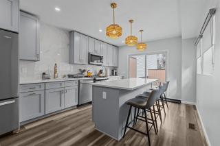 Group-Friendly 4 Bedroom 5 Bathroom Pets OK Close to Stadium - Pittsburgh - 9