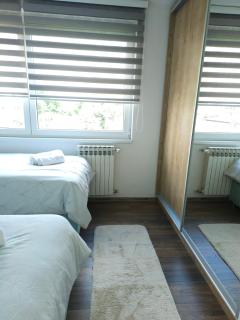 Urban Bulevar-Sarajevo Apartment - 2BR & Parking - Sarajevo - 7