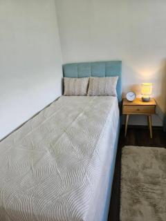 Urban Bulevar-Sarajevo Apartment - 2BR & Parking - Sarajevo - 2