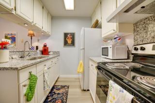 1 Mi to Reno-Sparks Home in Family-Friendly Area! - Reno - 9