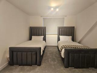 Rehoboth Stays - Dukinfield - 8