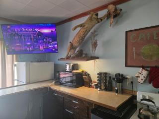 Jake's Bed & Bar - 9