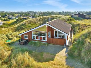 Holiday Home Elni - 350m from the sea by Interhome - Blokhus - 0