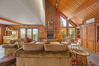 Luxury Mountain Retreat with Hot Tub and Views - 3