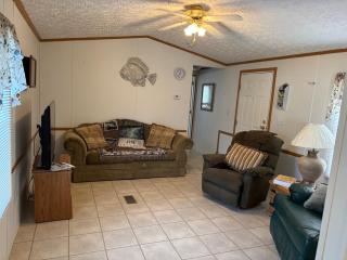Fish Hut 2 - Perry - 2