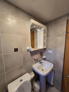 Valentyna Apart ,6 - 2