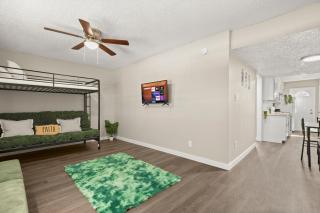 Emerald Gem SoCo Condo - Austin - 0