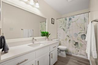 Emerald Gem SoCo Condo - Austin - 3