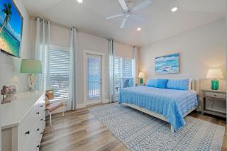 Peaceful Paradise Private Pool Balcony Views 5 Mins to Whitecap Beach - Corpus Christi - 6
