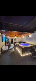 Poblado Luxury Suites - Medellín - 0