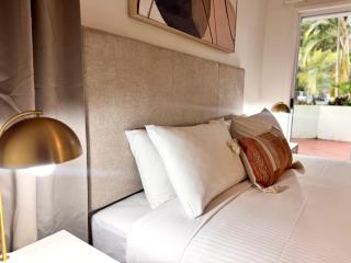 Spacious Ground Floor Retreat by Burleigh Beach - 8