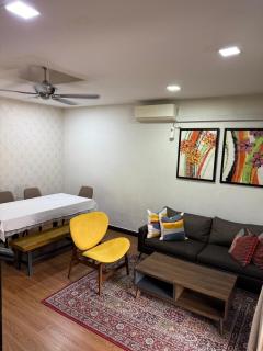 Rose & Ross Homestay Taman Mutiara Rini - Skudai - 6