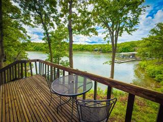 Treetop Village-2Bed3BathPoolsDocks6-8PP - 1