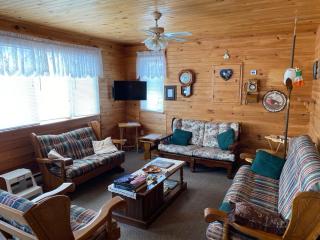 Uncle Len's Cabin - - 2