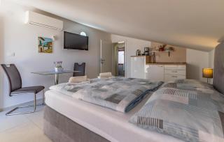 Awesome Apartment In Medulin With Wifi - 8