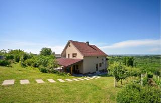 Pet Friendly Home In Luzan Biskupecki - - 3