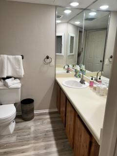 Cozy Beachside Condo with Pool view - Corpus Christi - 5